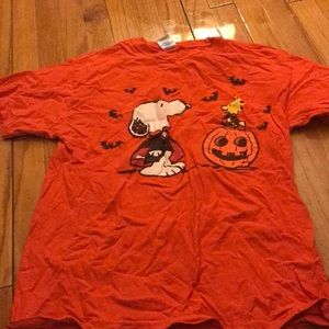 Halloween snoopy shirt